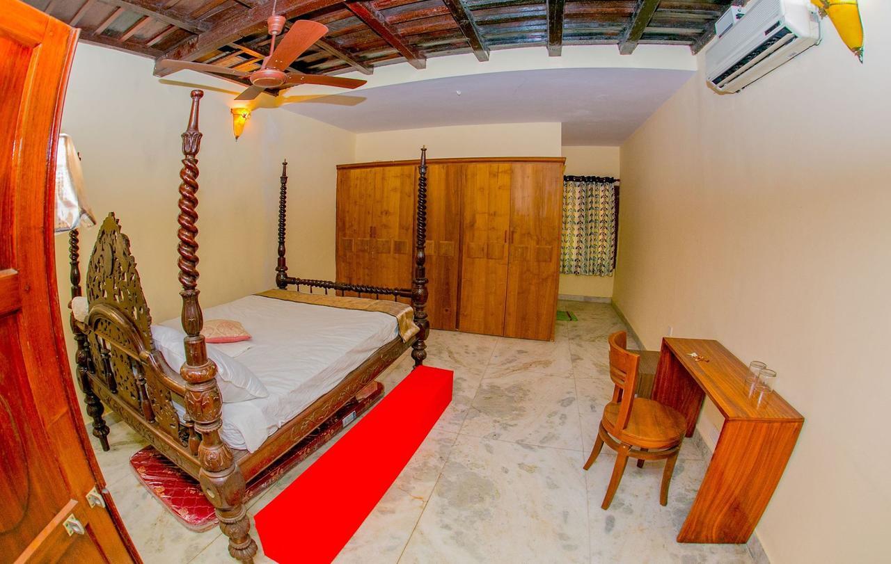 Trium Heritage Villa Chengannur Екстериор снимка